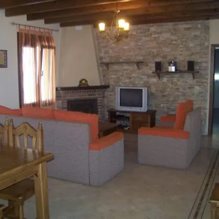 Holiday home Alejandro En Sayalonga
