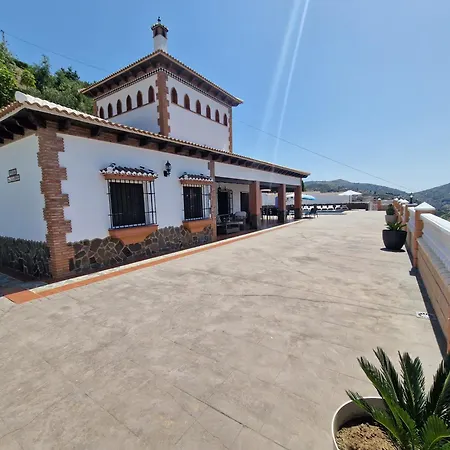 Alejandro En Holiday home